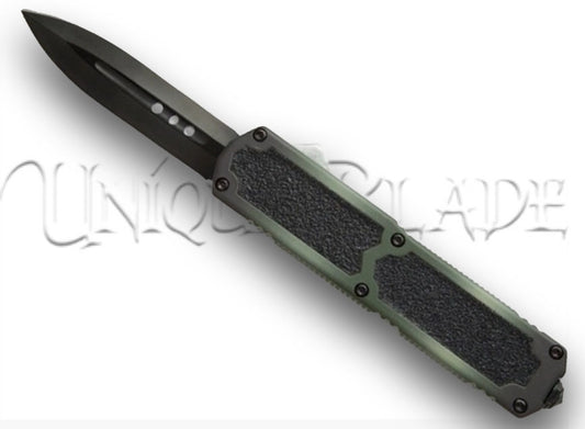 Titan Camo OTF Automatic Knife: Dagger Black Plain - Conquer with style using this camp-patterned out-the-front automatic knife, featuring a sleek dagger-style black plain blade from the Titan collection.